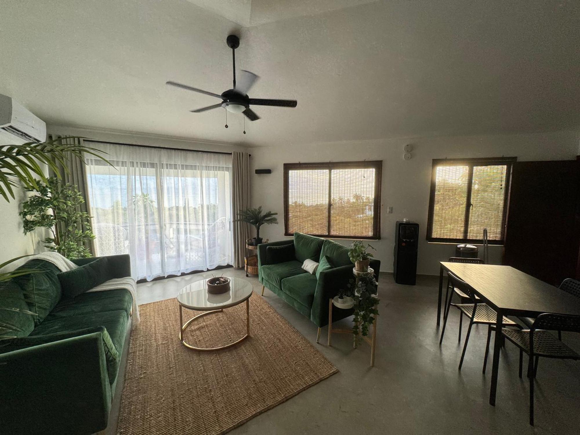 Catalina, Cabrera Oceanview Multi 2 Bd 2 Bath Condo Units With Balcony And Pool Exterior photo